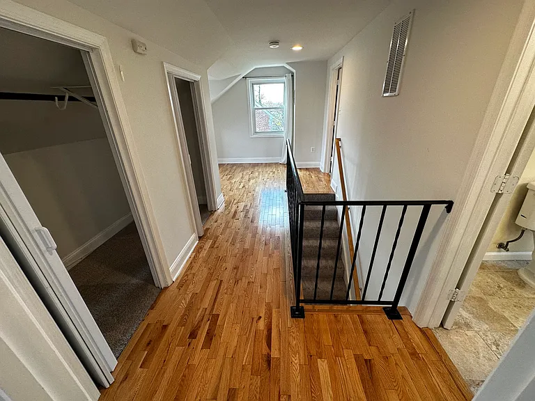 1604 Woodhill Ct — Photo 22