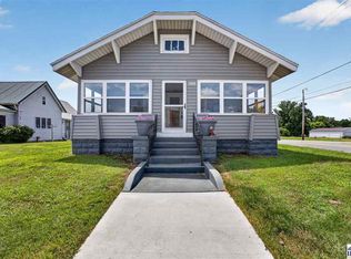 8006 E Main St, Dugger, IN 47848