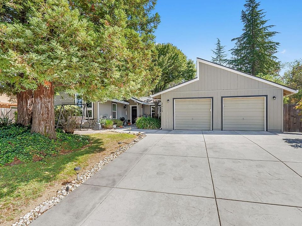 1st image of 2613 Hoffman Ct