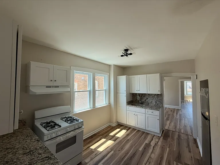 3145 N Natchez Ave #2 — Photo 8