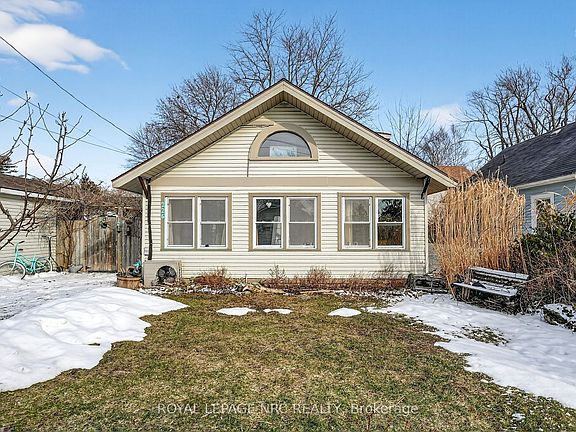 2nd image of 226 Derby Rd