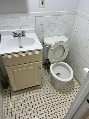 Rented by EMMES Realty Services, LLC | media 21