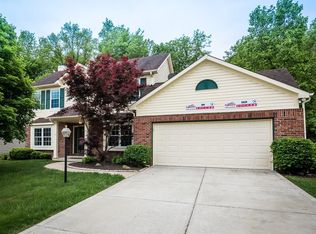 7721 Tufton St, Fishers, IN 46038