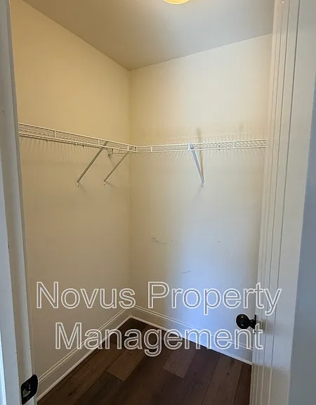 338 Brookstone Dr — Photo 16