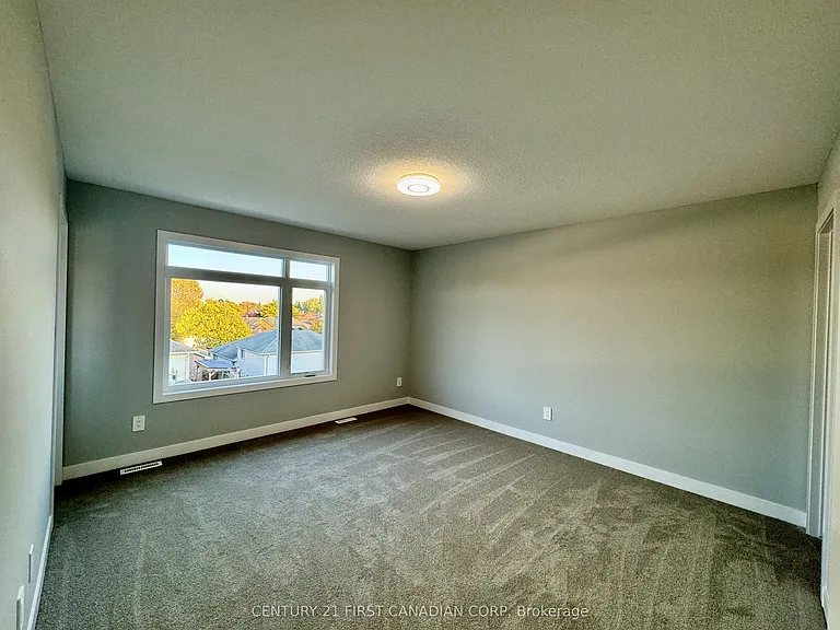 349 Southdale Rd E #26 — Photo 19