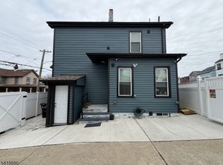 41 N 11Th St, Paterson, NJ
