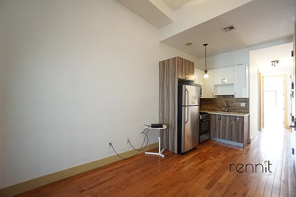 Rented by Rennit Inc. | media 12