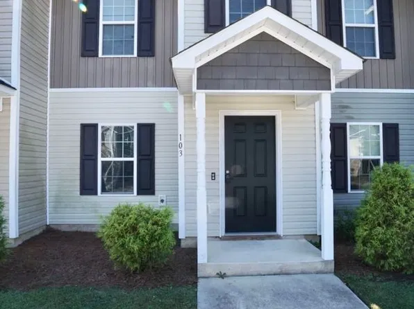 103 W Murrow Ln, Jacksonville, NC 28546