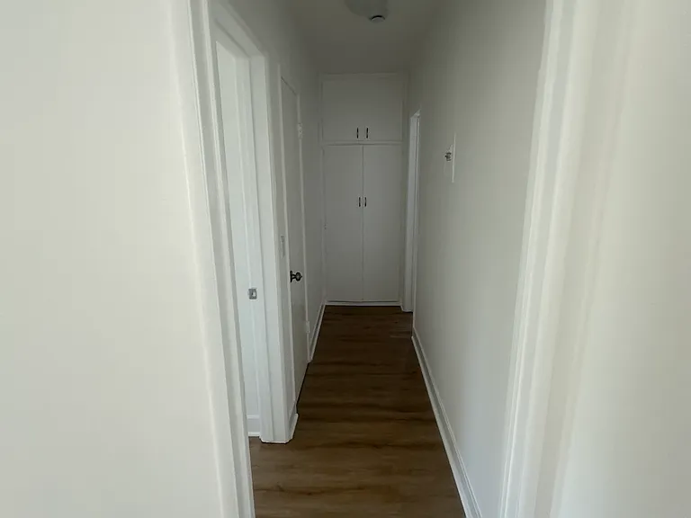 20527 W Vanowen St — Photo 10