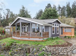 527 V St, Port Townsend, WA 98368