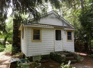 21 Pine Hollow Rd, Putnam Valley, NY 10579