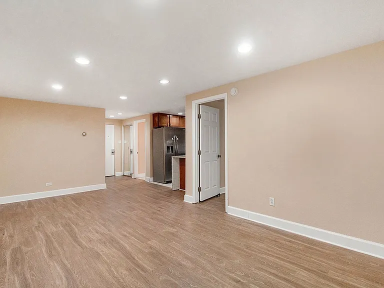 701 N Pearl St #105 — Photo 3