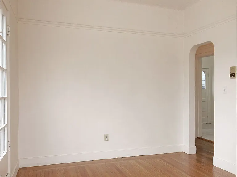 970 Vermont St — Photo 7