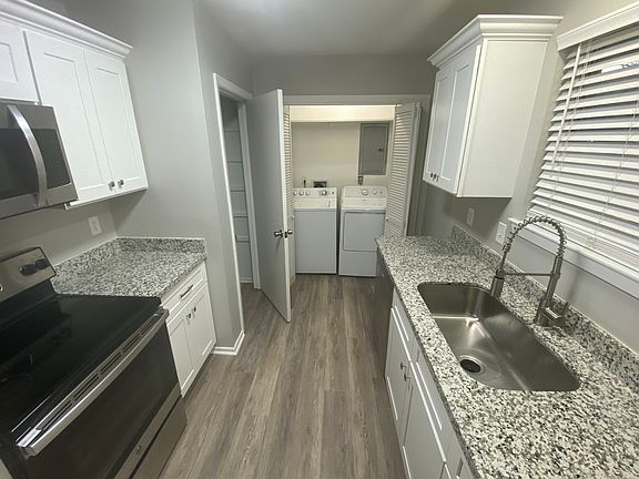 4th image of 628 Carrollton Ave