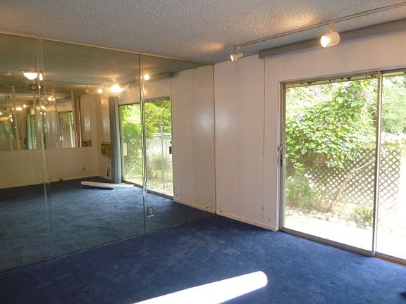 4th image of 773 N Orange Grove Blvd