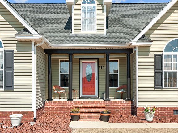 2nd image of 515 Heron Drive