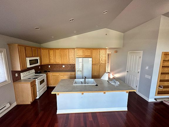 4th image of 8727 Schusman Ave SE