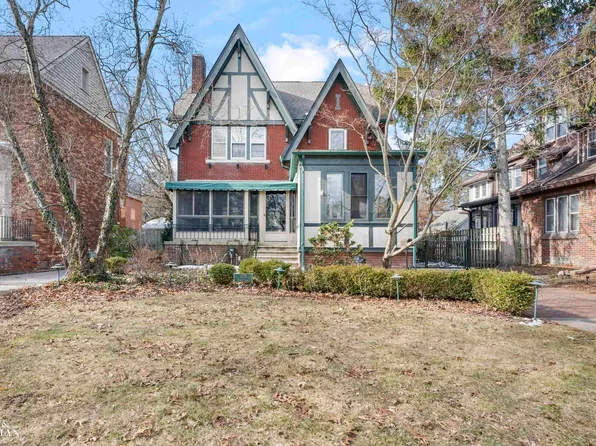 1425 Bishop Rd, Grosse Pointe Park, MI 48230