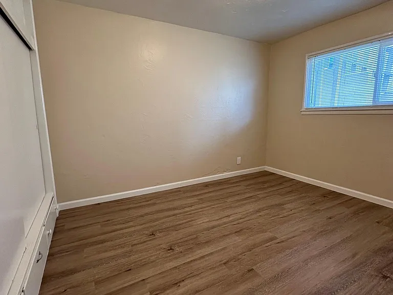 1125 Monterey Ave #5 — Photo 7