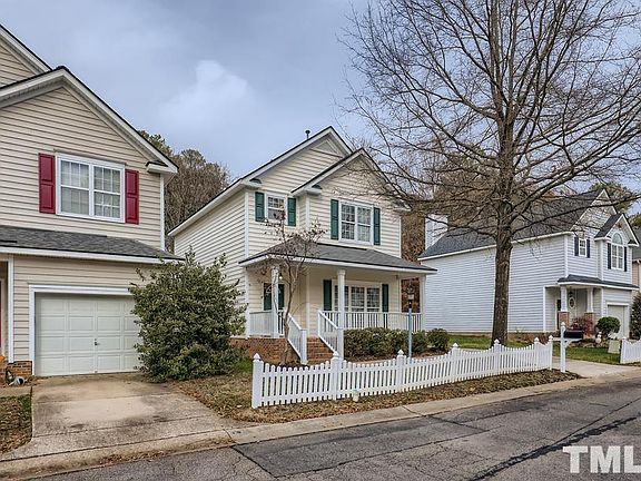 3rd image of 205 Bridgepath Dr