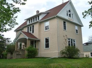 320 E Terhune St, Viroqua, WI 54665