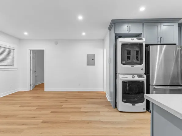 526 Lime Avenue, 526 Lime Ave #A, Long Beach, CA 90802