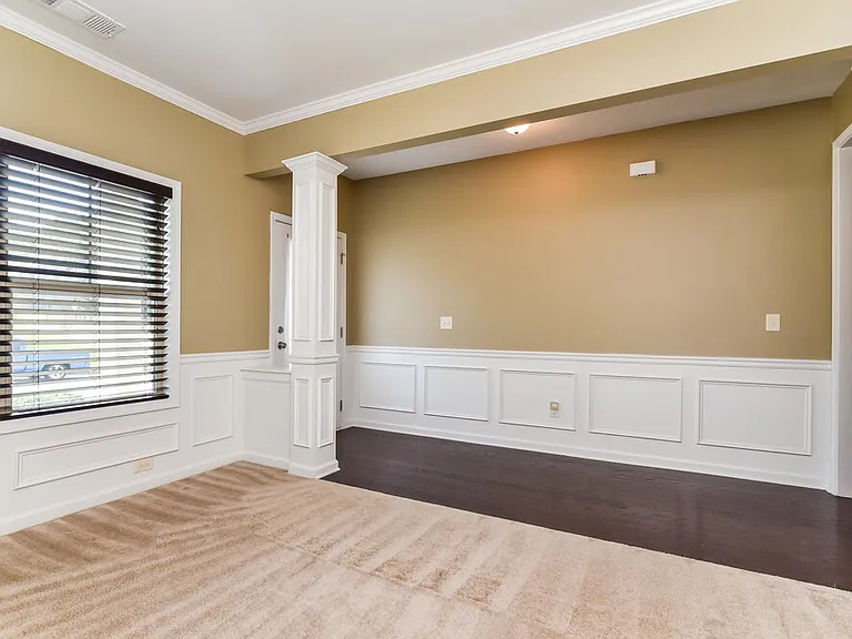 1694 Maplecliff Way — Photo 10
