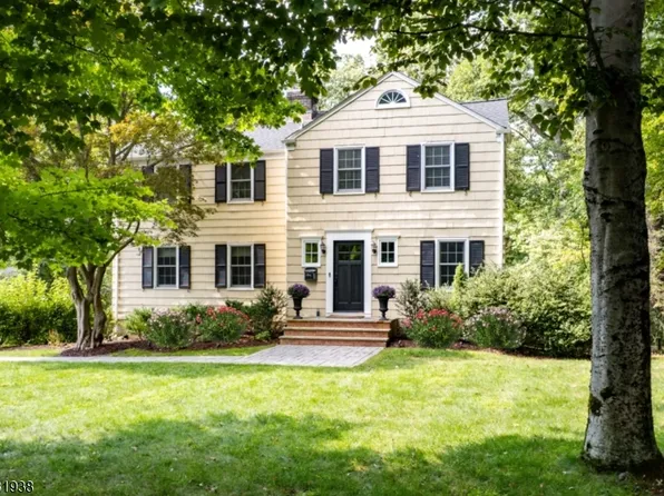 234 Washington Ave, Chatham Boro, NJ 07928