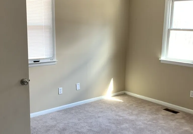 7010 Sorrell Ln — Photo 4