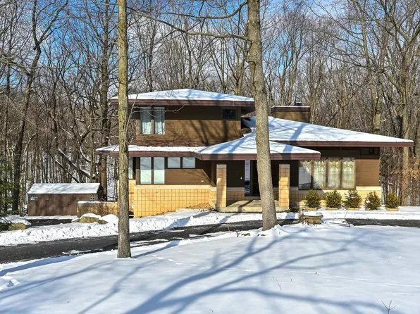 4678 Sonseeahray DRIVE, Hubertus, WI 53033