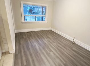 55 Chamberlain Ave, Toronto, ON M6E4J9