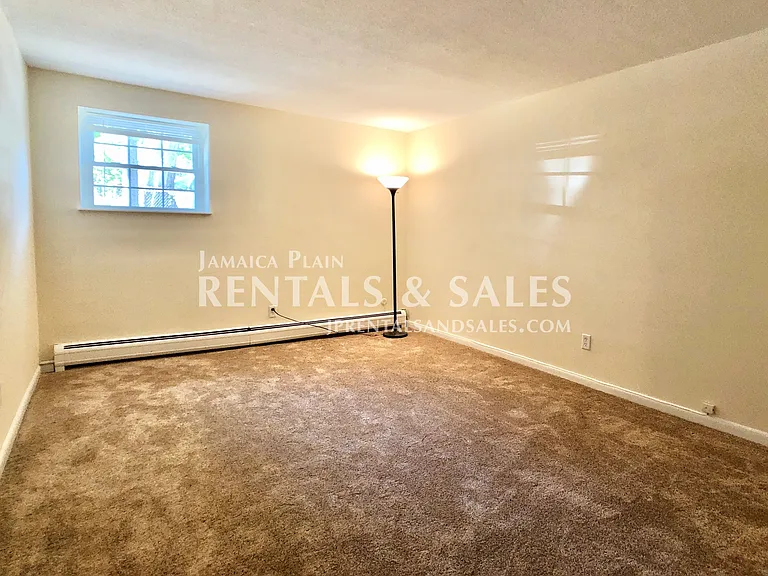 804 Centre St #5 — Photo 9