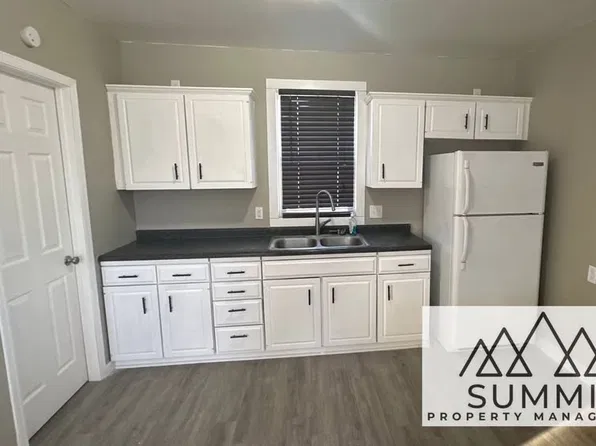 913 Logan St, Norfolk, NE 68701