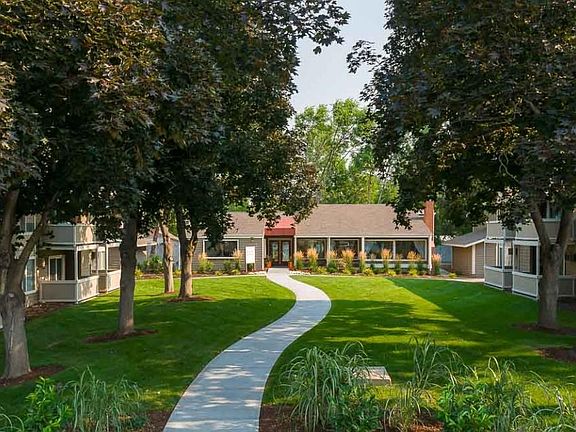 Central Pointe Apartment Homes! Come join our Community!