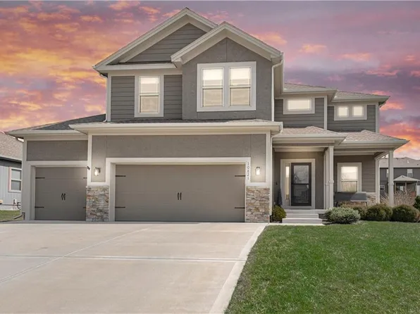 10821 N Bristol Ave, Kansas City, MO 64156