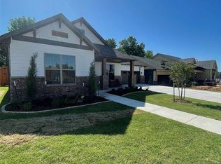 1909 Paseo Pl, Edmond, OK 73034
