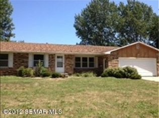 755 Cardinal Dr, Owatonna, MN 55060