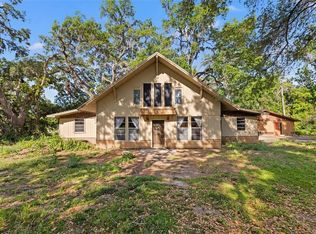 308 N Smokey Mountain Rd, Seffner, FL 33584