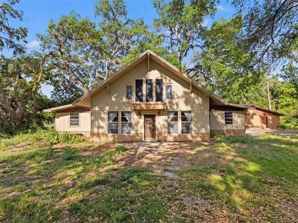 308 N Smokey Mountain Rd, Seffner, FL 33584