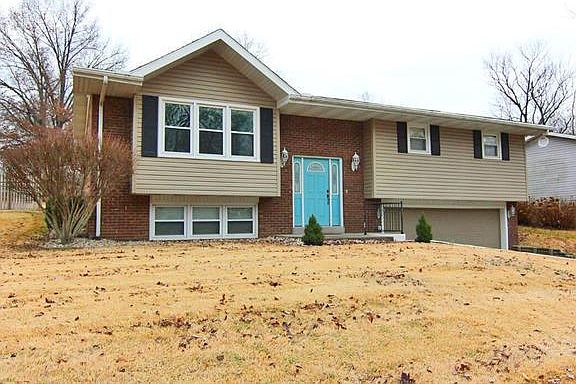 2nd image of 2028 Anthony Dr