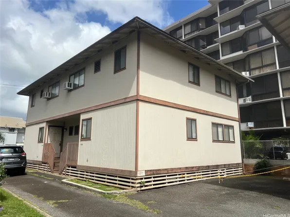 1812 Waiola St APT A, Honolulu, HI 96826