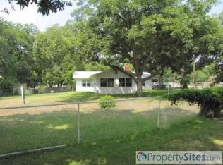 1625 Pecan Dr NW, Mcqueeney, TX 78123