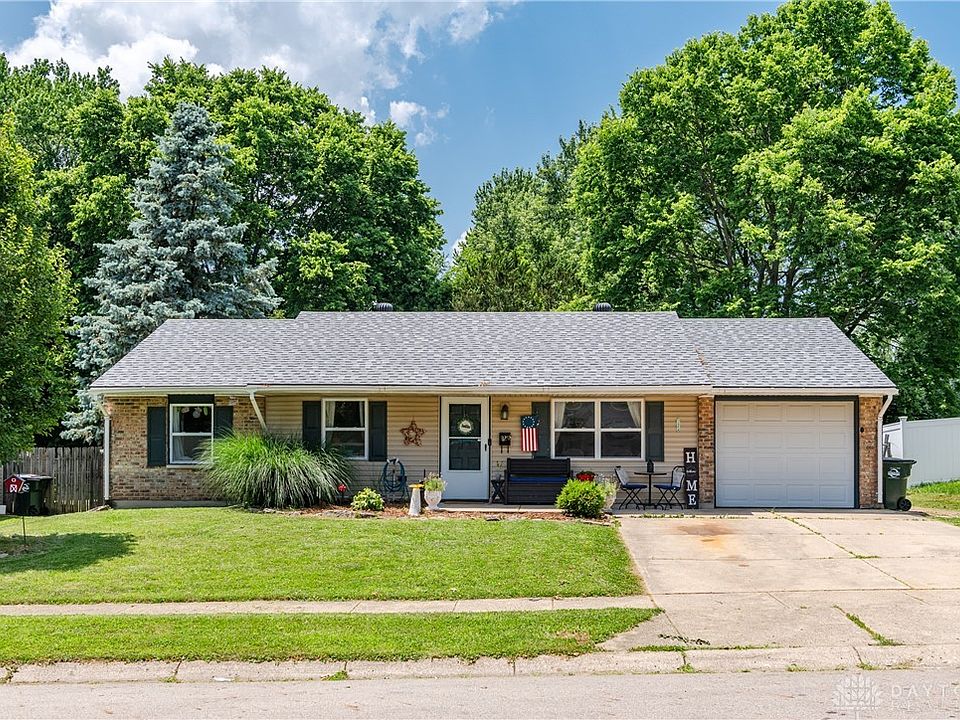 1st image of 925 Greenheart Dr