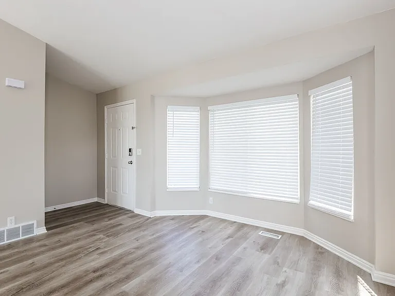 5433 W Branbury Ct — Photo 8