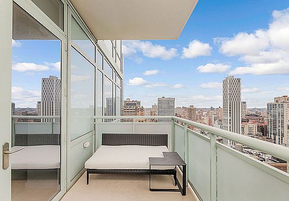 3rd image of 325 5th Ave APT 34E