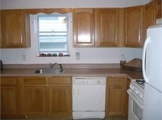 135 Bostwick Ave, Jersey City, NJ 07305