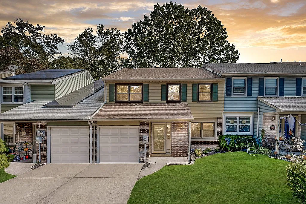 204 Shady Ln photo 1