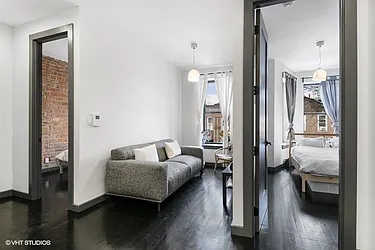 Rented by Venn NY Inc