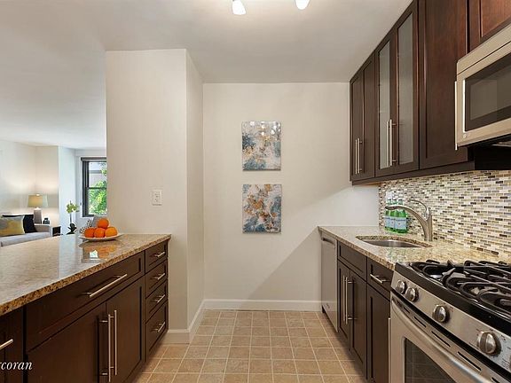 2nd image of 225 E 57th St APT 4D