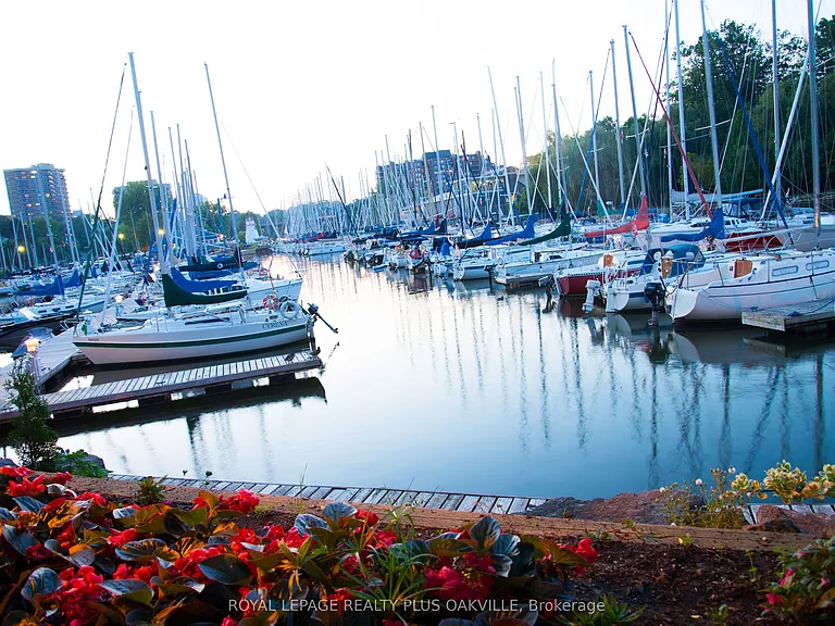 2511 Lakeshore Rd W #718 — Photo 43